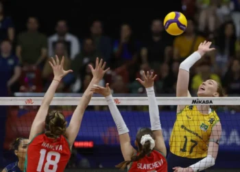 Invicto, Brasil enfrenta campeãs olímpicas na Liga das Nações de Vôlei