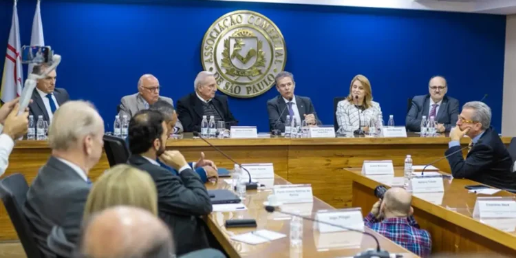 Ministro da Agricultura destaca parceria entre governo e setor privado