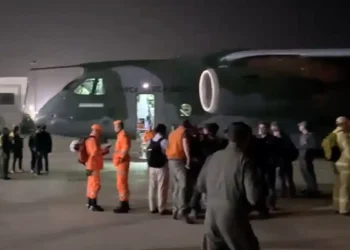 Brasil envia terceiro avião com ajuda humanitária à Venezuela