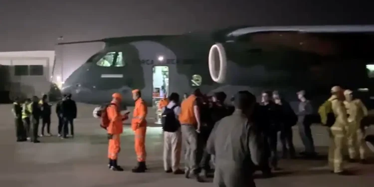 Brasil envia terceiro avião com ajuda humanitária à Venezuela