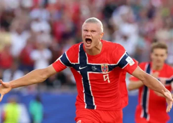 Haaland brilha e Noruega goleia Iraque em seu retorno à Copa do Mundo