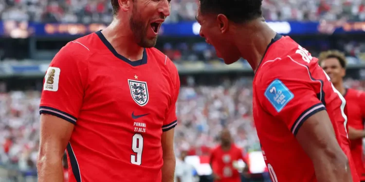 Inglaterra sobra no 2º tempo, vence Panamá e avança em 1º no Grupo L