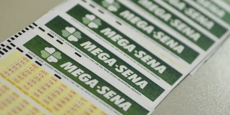 Mega-Sena acumula e prêmio principal vai para R$ 36 milhões