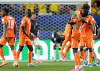 Equador para no travessão e Costa do Marfim vence no final, no Grupo E