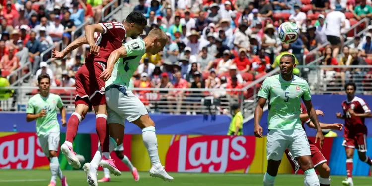 Suíça desperdiça chances e Catar arranca empate no fim pelo Grupo B