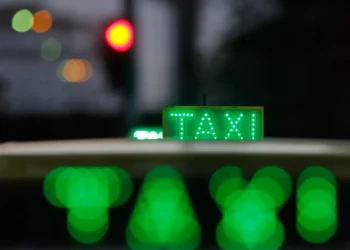 Motoristas de apps e taxistas já podem pedir financiamento