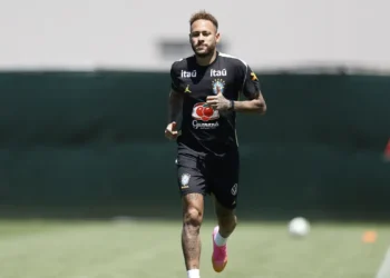 Para “otimizar” recuperação, Neymar está fora do jogo contra o Haiti