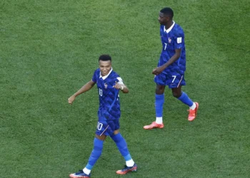 Mirando recordes de todos os tipos, França amplia status de favorita