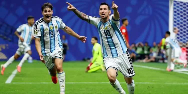 Espanha leva juventude e Argentina aposta em Messi na decisão da Copa