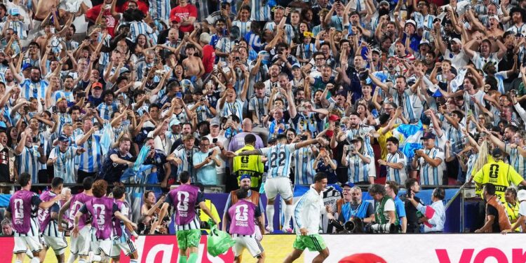 Argentina elimina Suíça e enfrenta Inglaterra na semifinal