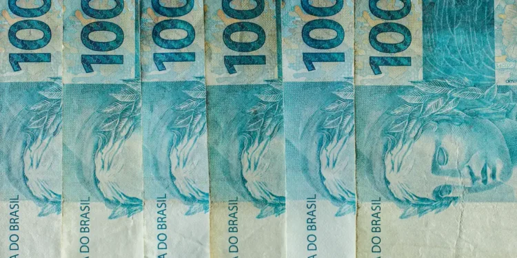 Caixa paga Bolsa Família de julho a beneficiários com NIS de final 4