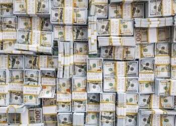 Dólar cai a R$ 5,14 com alívio no mercado externo