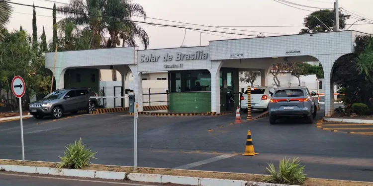 Com autorização de Moraes, Bolsonaro poderá voltar a receber visitas