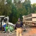 Acidente entre ônibus e caminhão mata 23 pessoas em estrada no Paraná