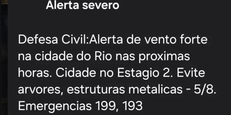 Defesa Civil do Rio envia alerta severo para ventos fortes
