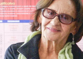 Nas redes sociais, amigos homenageiam trajetória de Laura Cardoso