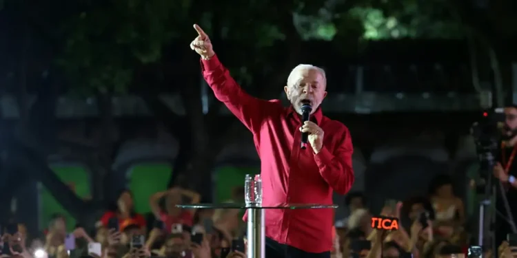 Lula propõe criar Ministério da Segurança e aumento real do mínimo