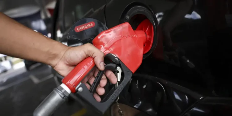 Multas por aumento abusivo de combustíveis passam de R$ 700 milhões