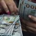 Dólar sobe para R$ 5,22 e atinge maior nível desde março