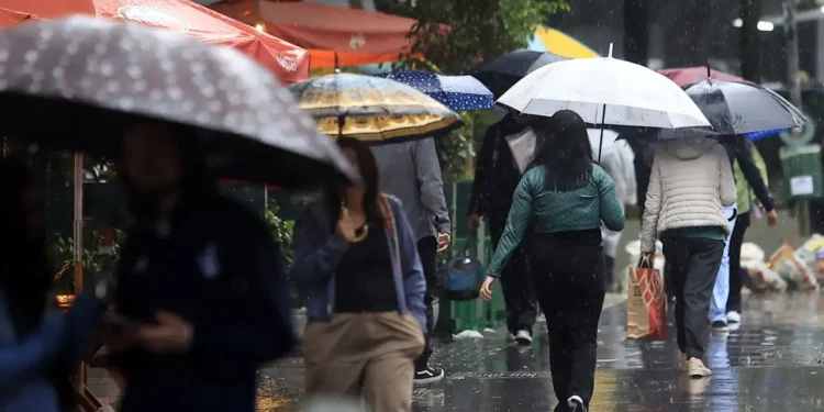 Frente fria avança para as regiões Centro-Oeste, Sudeste e o Paraná