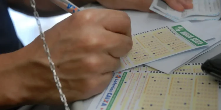 Mega-Sena acumula para R$ 76 milhões; confira os números sorteados