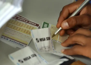 Mega-Sena sorteia prêmio acumulado de R$ 102 milhões nesta quinta