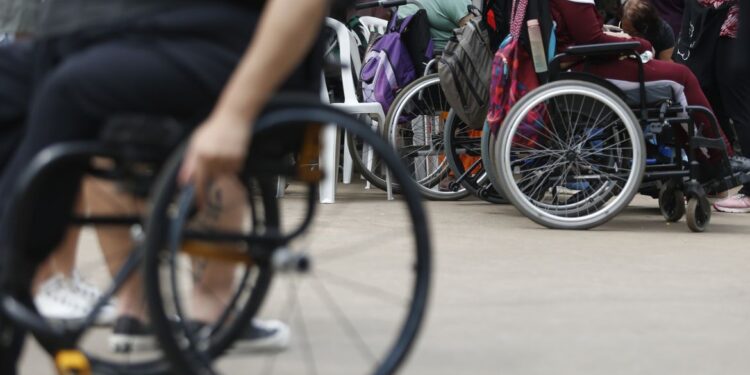 Cargos de liderança são só 1,5% das vagas para pessoas com deficiência