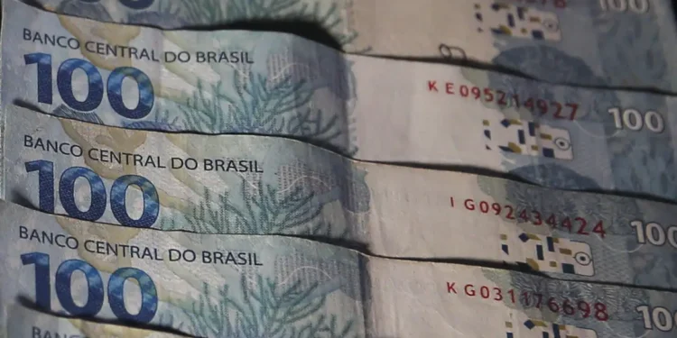 Entidades industriais e trabalhistas consideram tímida queda da Selic