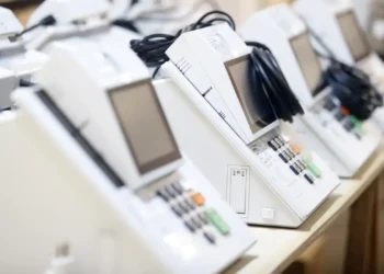 Estado de SP começa a preparar mais de 114 mil urnas para o 2º turno