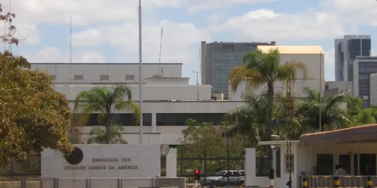 Polícia Federal investiga suposta ameaça à embaixada dos EUA